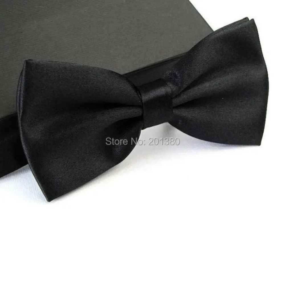 🖤 Men’s Classic Black Bow Tie – Adjustable (NEW) - Picture 2 of 2